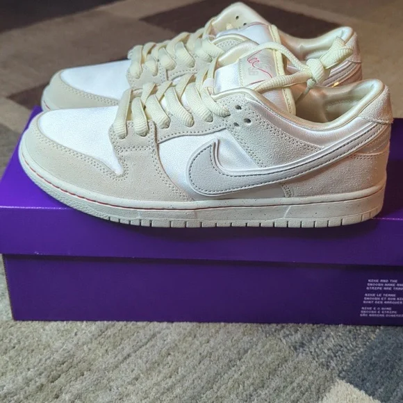Nike SB Dunk Low PRM Coconut Milk/Light Bone Size Men's 7.5 Woman's 9 - Picture 3 of 6